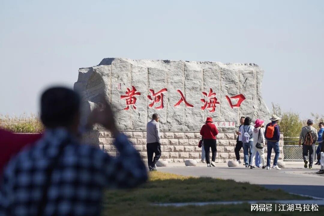 小布破解抢七魔咒背靠背进决赛，王欣瑜被称成柏林500赛最难姑娘