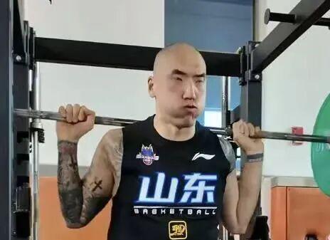 场均4分3板！五场总决赛下来，超级第六人的身价彻底打没了