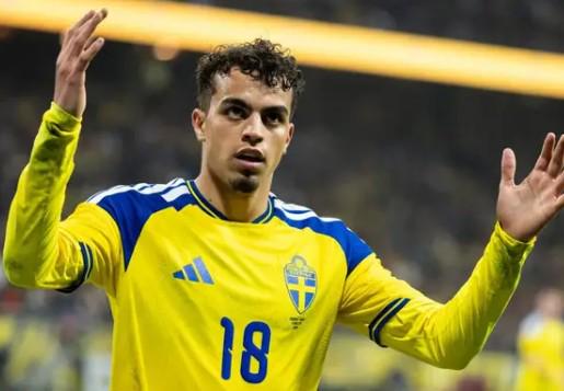 金年会体育老鹰4年长约签下次轮秀，他确实是拿到了自己想要的合同？