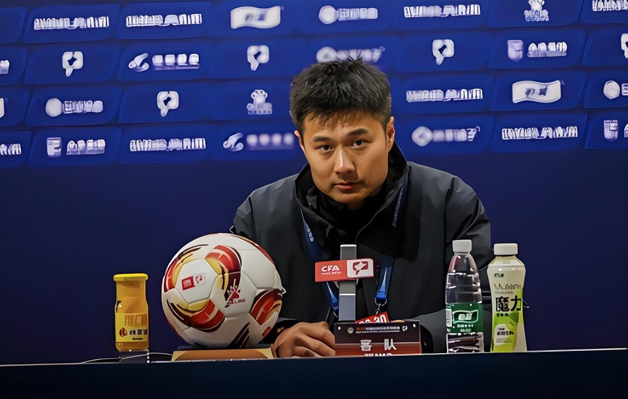 ESPN记者:湖人队内部人士暗示詹姆斯父子可能一起转投新球队