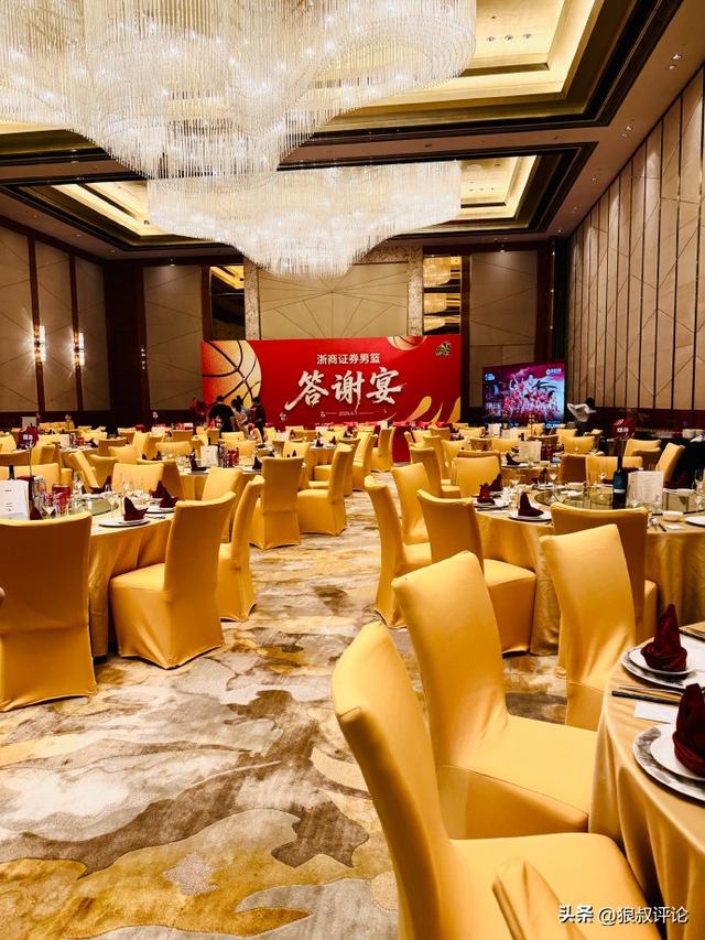 拒绝火箭1亿报价，如今拿8千万？25岁前锋悔不当初：投篮拖累身价
