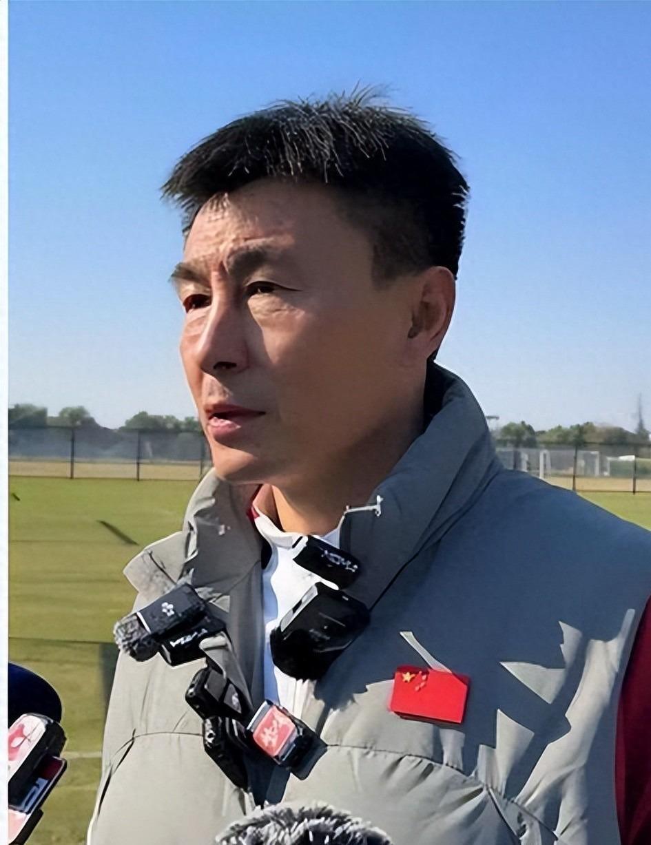 尼克斯3比1马刺，今夜冲首冠超越90年代