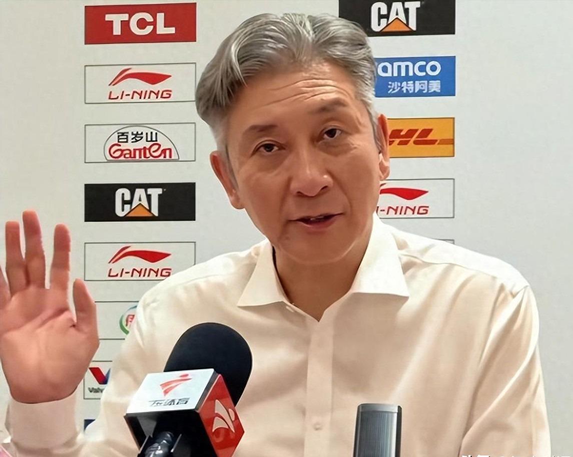 科内特突发疾病出战成疑 文班亚马独撑内线面临超负荷