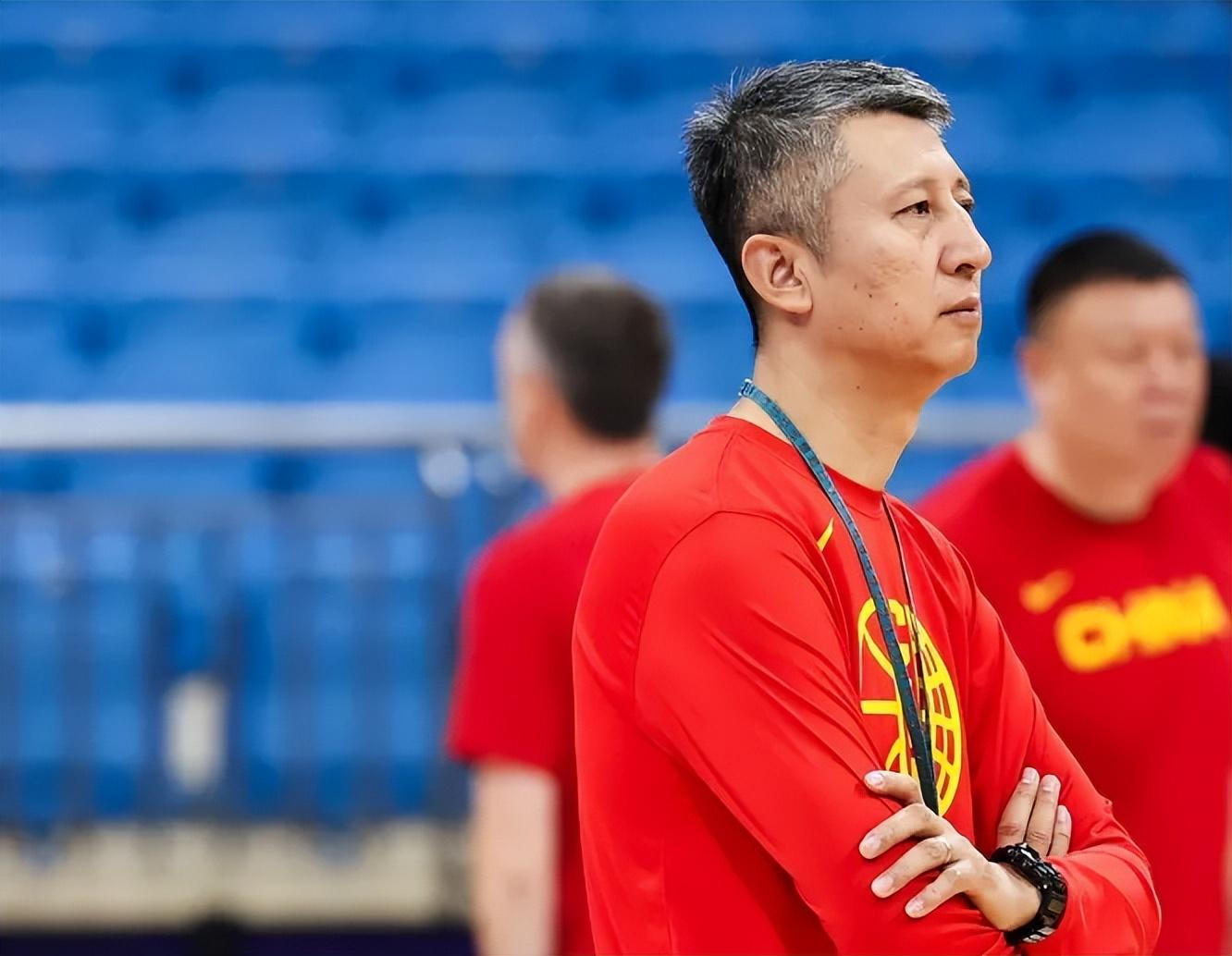 金年会体育绝妙，湖人队新阵容被NBA评论员比尔·西蒙斯起绰号“Snowtime”