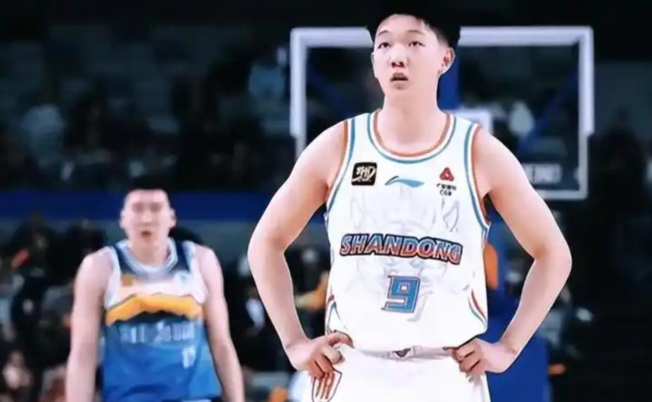 尼克斯太太团赛后计划曝光:一个要宅家烧烤,一个继续当护士